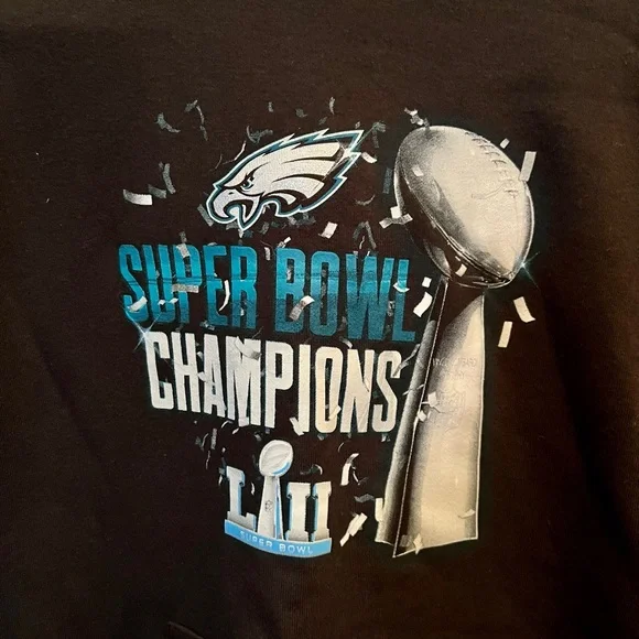 NWOT Philadelphia Eagles 🦅 SB LVII hoodie - Picture 2 of 4